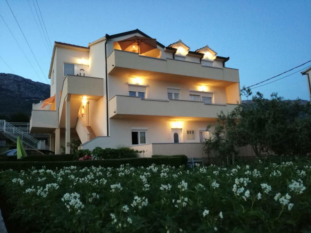 Appartamento Lana I Natali Kaštela Esterno foto